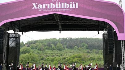 Şuşada “Xarıbülbül” festivalının açılışı oldu