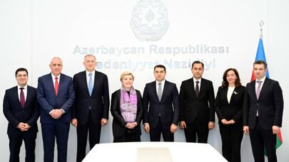 Adil Kərimli gürcüstanlı həmkarı ilə görüşdü