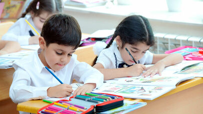 Şagirdlərin yerdəyişməsi müvəqqəti dayandırılır