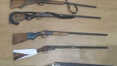 Qanunsuz saxlanılan 3 tapança və 5 tüfəng aşkarlandı