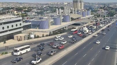 Paytaxt yolları keçilməz oldu - SİYAHI