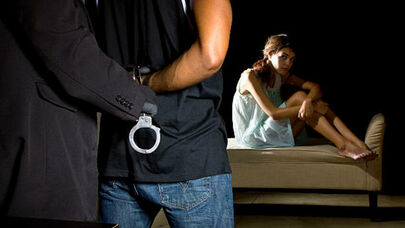 Bakıda 43 yaşlı kişi marketdən çıxan qadına təcavüz etdi, bacısı və qonşuları isə... - TƏFƏRRÜAT