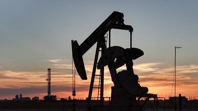 Trampın İrana təzyiqi: neft qiymətləri yüksəlməyə davam edir