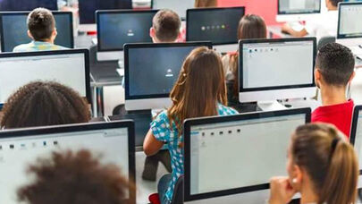 İmtahanda nə baş verib?