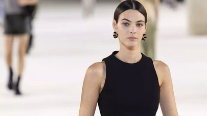 Məşhur modelin paltarı Bezosun toyunda cırıldı - FOTO 