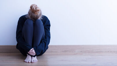 Tənhalıq hər saat 100-ə yaxın insanı öldürür - ÜST