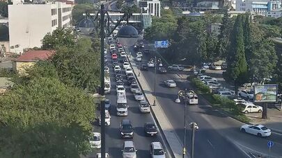 Paytaxt yolları keçilməz oldu - SİYAHI