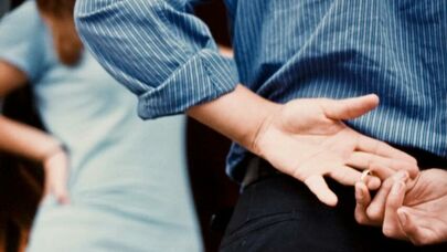 Ailəli kişi 17 yaşlı qızla sevgili olmaq istədi: "Dilim tutuldu, danışa bilmədim..."