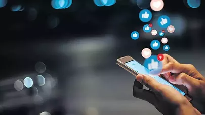 Sosial şəbəkələr dəbdən düşür - Paylaşımlar azalıb