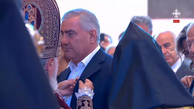 Ermənistanda azərbaycanlılara qadağalar qoymaq istəyirlər - Karapetyanın planı