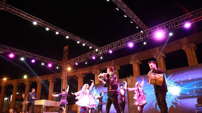 39-cu Caraş Beynəlxalq Mədəniyyət və İncəsənət Festivalında təmsil olunur