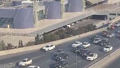 Paytaxt yollarında tıxac yarandı - SİYAHI