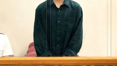 Anasını hoteldə öldürməkdə ittiham edilən yeniyetmə - “Məni həbs edin”