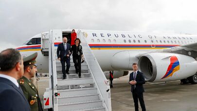 Paşinyan da xanımı ilə həmin ölkəyə getdi