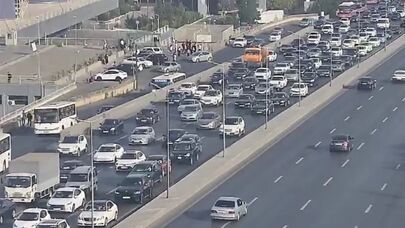 Paytaxt yolları yenə keçilməz oldu - SİYAHI