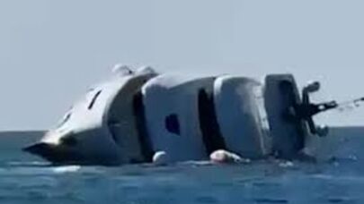 Lüks yaxta suya endirilən kimi batdı - Video