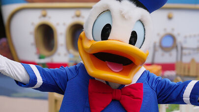 "Disney" uşaqlardan məlumat toplayırmış - 10 milyon dollar cərimə ödəyəcək