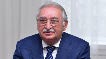 Rektor havalar isti olduğu üçün işə çıxmadığını açıqladı: "Universiteti uşaqlar özləri idarə edirlər”