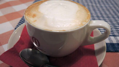 Acqarına olmaz: Həkim səhərlər bu içkiləri MƏSLƏHƏT GÖRMÜR