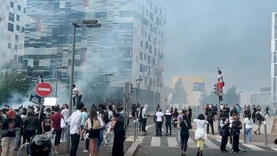 Fransada siyasi zəlzələ, ölkə qəzəblə üz-üzə: Makron istefaya gedir?