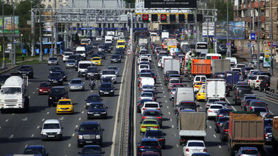Avtosalonlar kütləvi şəkildə bağlanır: Buna səbəb nədir?