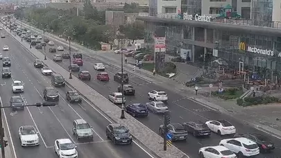 Paytaxt yolları keçilməz oldu - SİYAHI