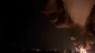 Ukraynanın PUA hücumu: Gəmi və neft anbarı yandı - VİDEO