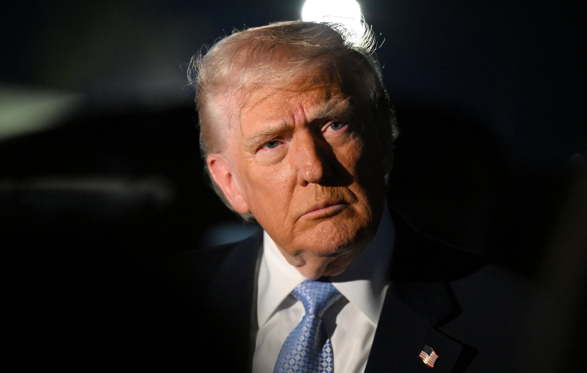 Trampdan Maduroya ŞOK TƏHDİD