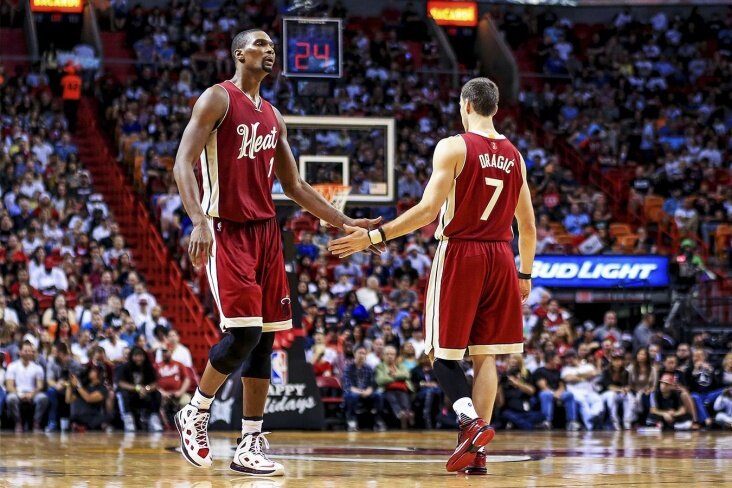 Əfsanə huşunu itirib: ayılanda qan içində...