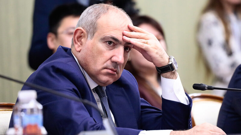 Paşinyan Rusiyadakı səfiri geri çağırır: Bu vəzifənin öhdəsindən gələ bilmədi