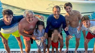 Əfsanə ailəsi ilə Baham adalarında belə dincəldi - Foto