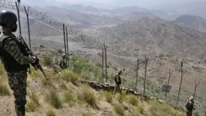 Əfqanıstan və Pakistan sərhədində döyüşlər yenidən başladı