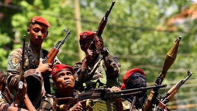 Bu ölkədə prezidentə qarşı sui-qəsd cəhdi: Çevrilişin qarşısı alındı