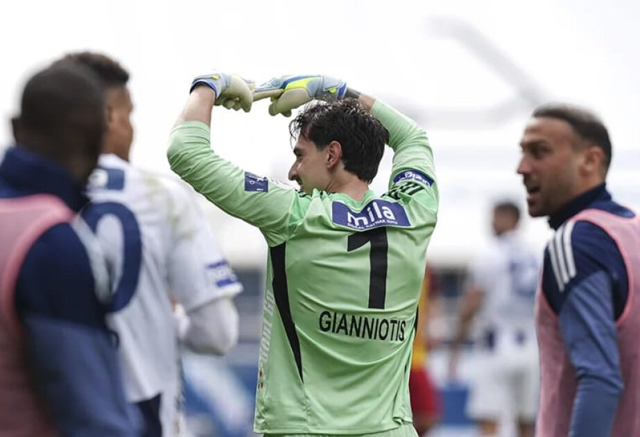 Türkiyə çempionatında nadir hadisə - Qapıçı uzaqdan qol vurdu