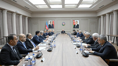 Baş nazir yağış və sel fəsadları ilə bağlı müşavirə keçirdi