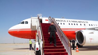 Tarixi diplomatik gediş - Zelenski Ərdoğanın təyyarəsi ilə Suriyaya uçub