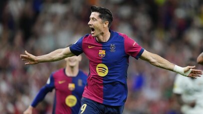 Levandovski Stoiçkovu geridə qoydu