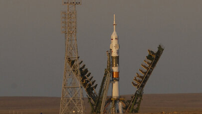 Növbə yarandı: Rusiya 10-dan çox ölkənin vətəndaşını kosmosa aparır