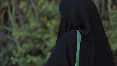 Azərbaycanda dini baş örtükləri ləğv olunur