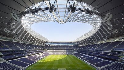 İngiltərə nəhəngi məşhur reperə "yox" dedi: Hitlerə görə