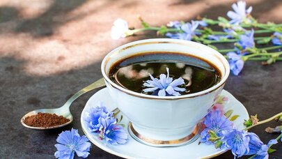 Qaraciyər xərçəngi və sirrozdan qorunmağın ən ucuz yolu: Hər gün bu içkini için!