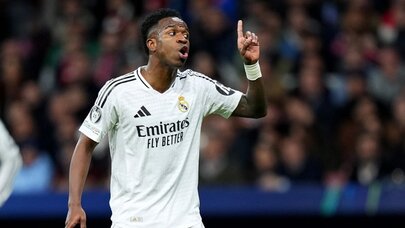 Sabiqlər Vinisiusu biabır etdilər