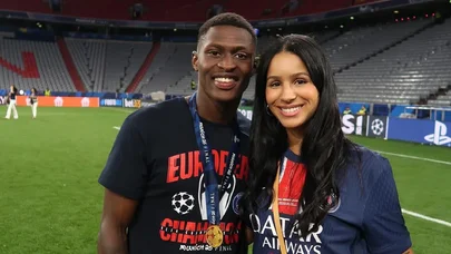 PSJ-nin ulduzu "Liverpul"la oyundan əvvəl şok xəbər alıb: Qardaşı sevgilisini... - FOTOLAR