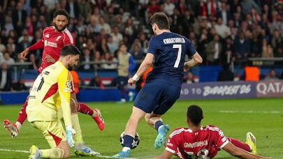 Kvaratsxeliya PSJ-nin tarixinə düşdü: Bunu ondan başqa heç kim bacarmayıb