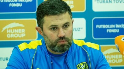 “Qarabağ”la oyundan sonra komandanı tanıya bilmirəm”