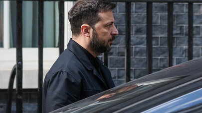 Zelenskidən dünyaya çağırış: Ukraynada ABŞ hərbi bazaları qurula bilər