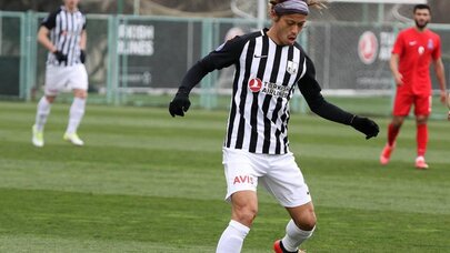 “Neftçi”nin sabiq ulduzu rekordlar kitabına düşmək istəyir