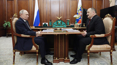 Putin Məlikovu yola salır: Yerinə bu şəxs gələcək