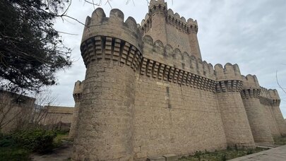 Böyük Mərdəkan qəsri çökdü - Əraziyə giriş məhdudlaşdırıldı