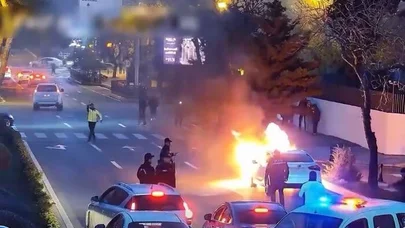 Bakıda ağır qəza: “Toyota” yandı, ölən var - VİDEO